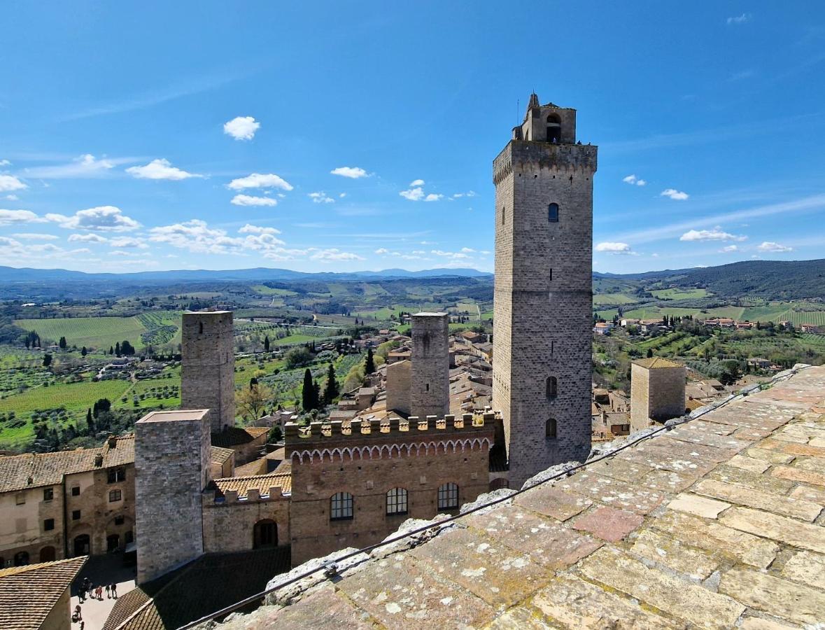 Torre Salvucci Maggiore Medieval Tower Experience Сан-Джиминьяно Экстерьер фото